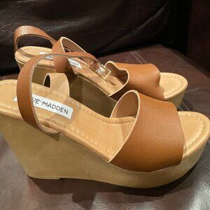 Steve Madden Women's Cognac Lea Welsh Wedge Platform Sandal Size 6